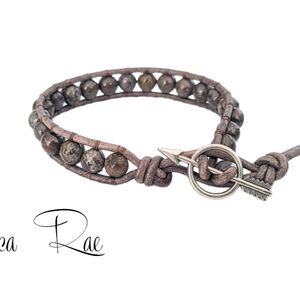 Brown Beaded Bracelet with Arrow Clasp